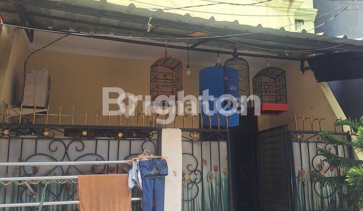 RUMAH SIAP HUNI 3 LANTAI PADEMANGAN