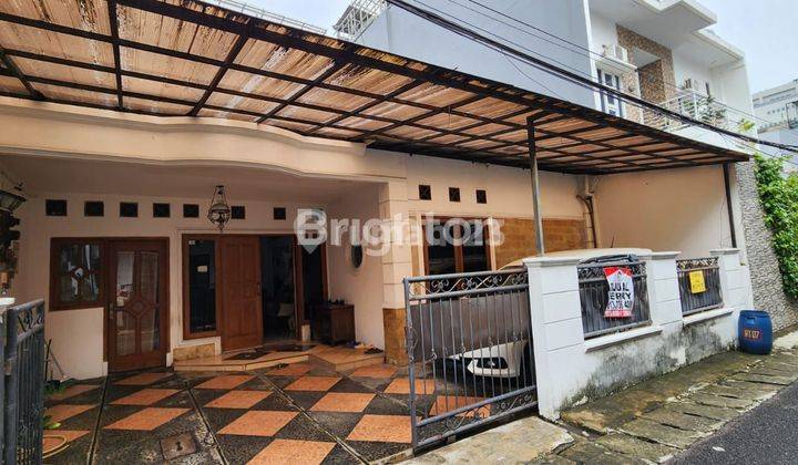 CEPAT RUMAH DI KAWASAN MENTENG 5 MENIT DARI MRT 1