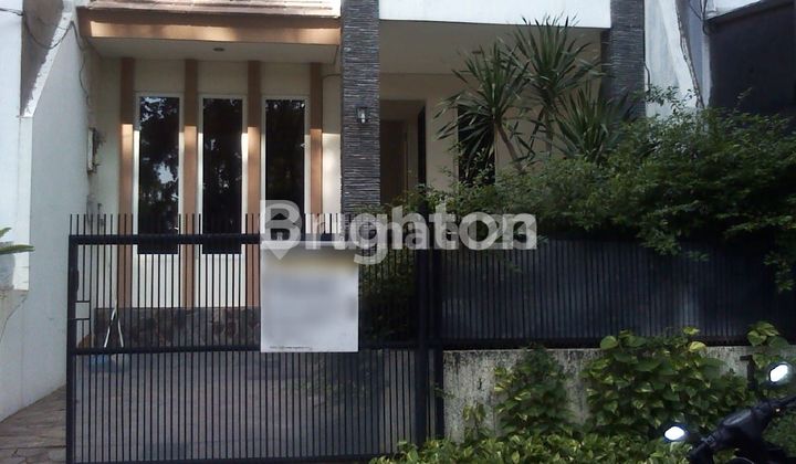 RUMAH SIAP HUNI 2 1/2 LANTAI KELAPA GADING RUMAH SIAP HUNI 2 1/2 LANTAI KELAPA GADING