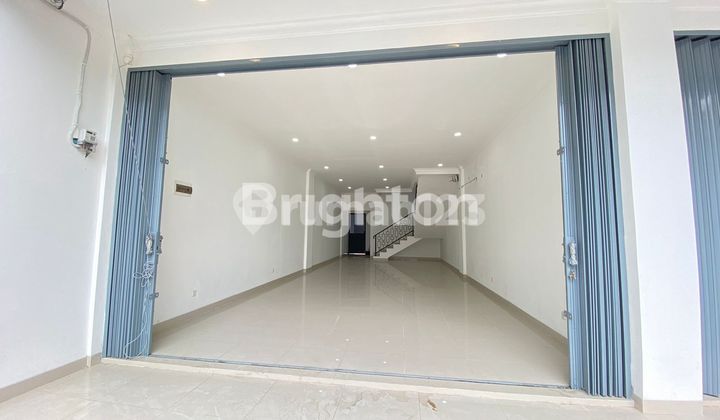 READY-TO-OCCUPY SHOPHOUSE 3 1/2 FLOORS CIPINANG 2