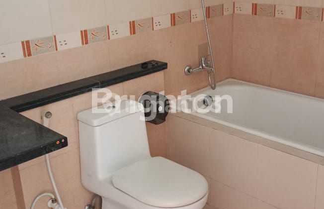 RUMAH 3 LANTAI SIAP HUNI PURI JIMBARAN ANCOL 2