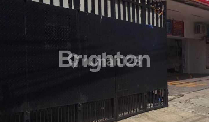 RUMAH SIAP HUNI 3 LANTAI JELAMBAR 1