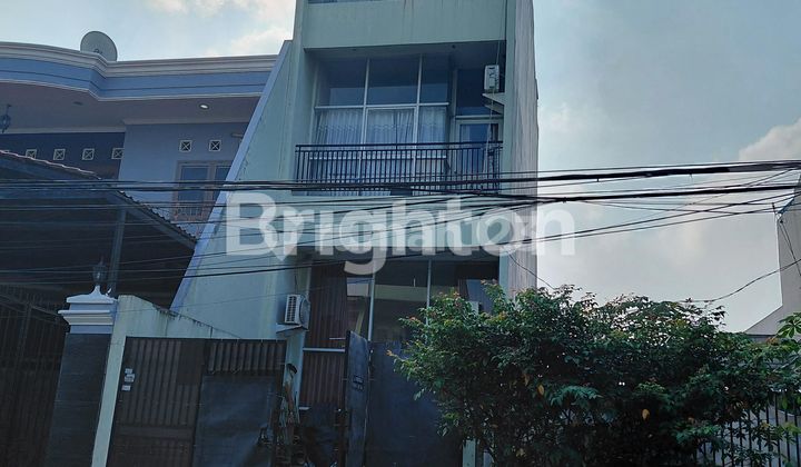 3-STORY READY-TO-OCCUPY HOUSE IN DURI KEPA, WEST JAKARTA