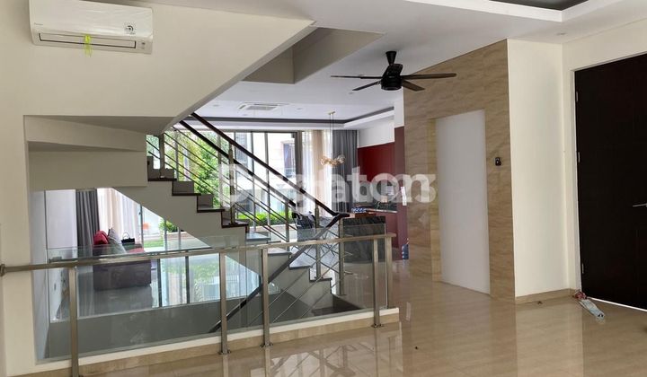 RUMAH 4 LANTAI SIAP HUNI ANCOL SEAFRONT