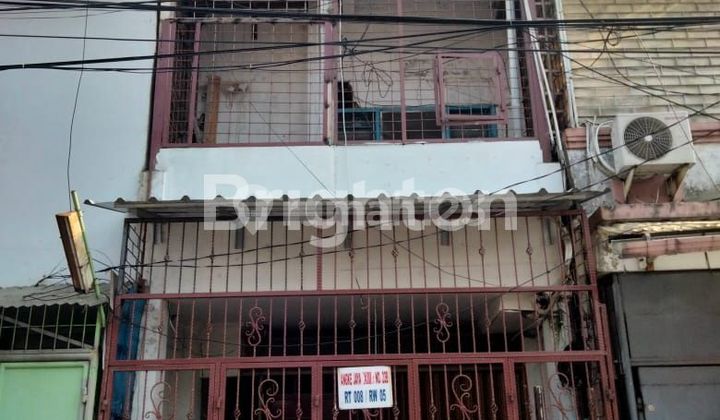 RUMAH SIAP HUNI 3 LANTAI ANGKE 