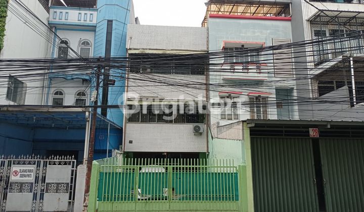 RUKO MANGGA BESAR RUKO MANGGA BESAR