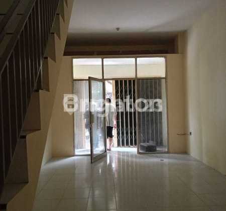 Rumah Siap Huni 2 Lantai Jembatan Besi Rumah Siap Huni 2 Lantai Jembatan Besi