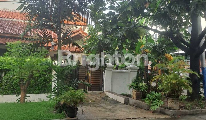 RUMAH 2 LANTAI KOMPLEK ANGKASA PURA 2
