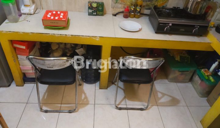 RUMAH 2 LANTAI SIAP HUNI KEMAYORAN 2