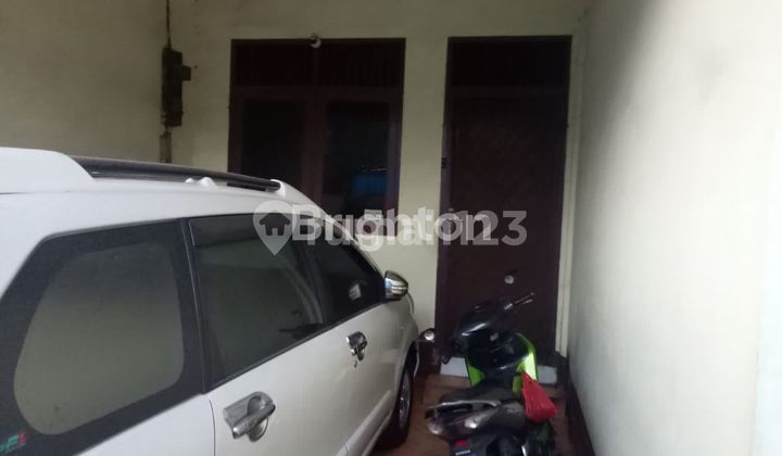 RUMAH 2 LANTAI SIAP HUNI PADEMANGAN 2