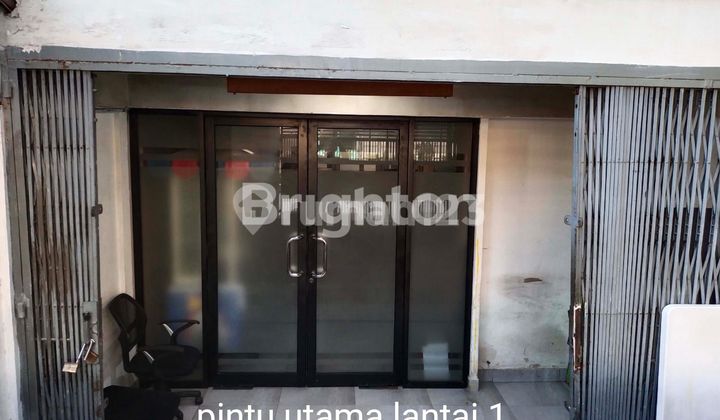 RUKO 4 LANTAI TAMAN RATU