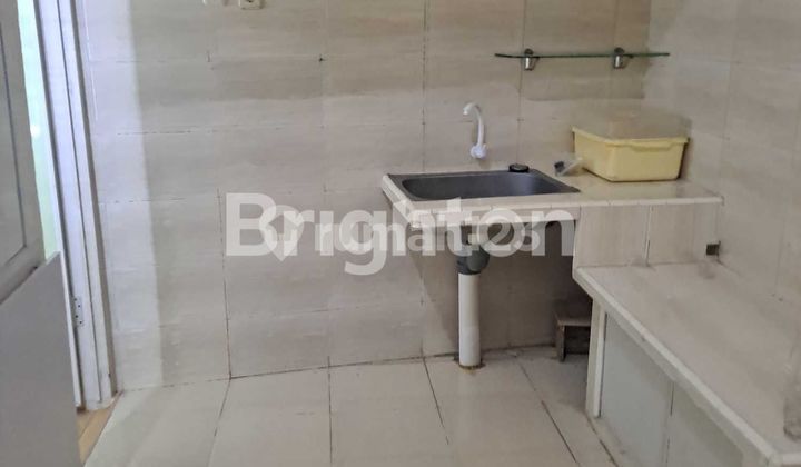 3-STORY NEW READY-TO-OCCUPY HOUSE CHEAPEST IN PADEMANGAN