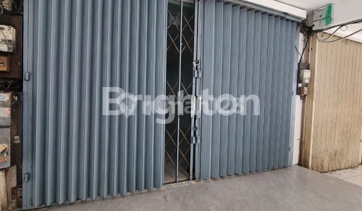 2.5-STORY READY-TO-OCCUPY SHOPHOUSE IN KELAPA GADING 2.5-STORY READY-TO-OCCUPY SHOPHOUSE IN KELAPA GADING