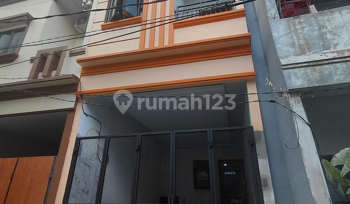 Rumah Baru Bangun 3 Lantai Pademangan Timur 2