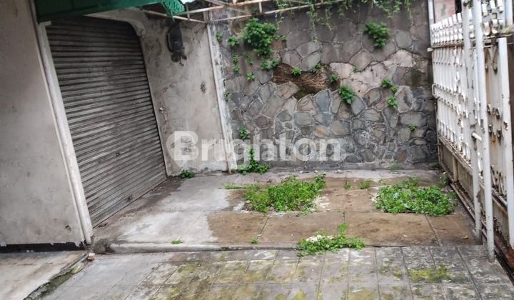 RUMAH TUA 2,5 LANTAI DEKAT ATRIUM SENEN 2