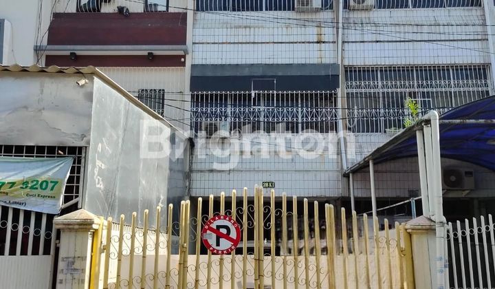 RUMAH 3 1/2 LANTAI SIAP HUNI KARTINI RUMAH 3 1/2 LANTAI SIAP HUNI KARTINI