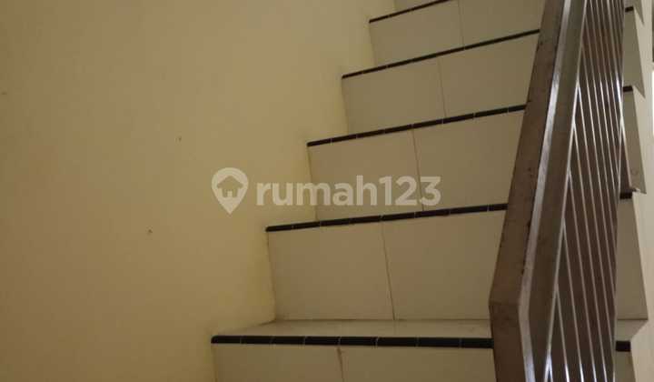 Rumah Siap Huni 2 Lantai Jembatan Besi 2