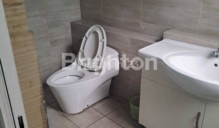 GEDUNG 4 LANTAI TUBAGUS ANGKE 2
