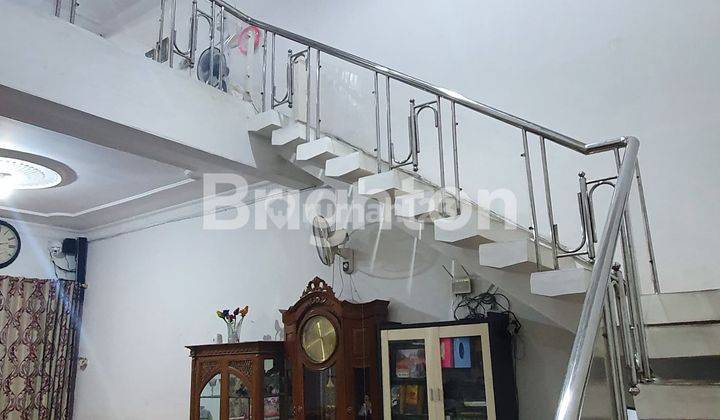 RUMAH DI JLN IR H JUANDA TANGERANG 1