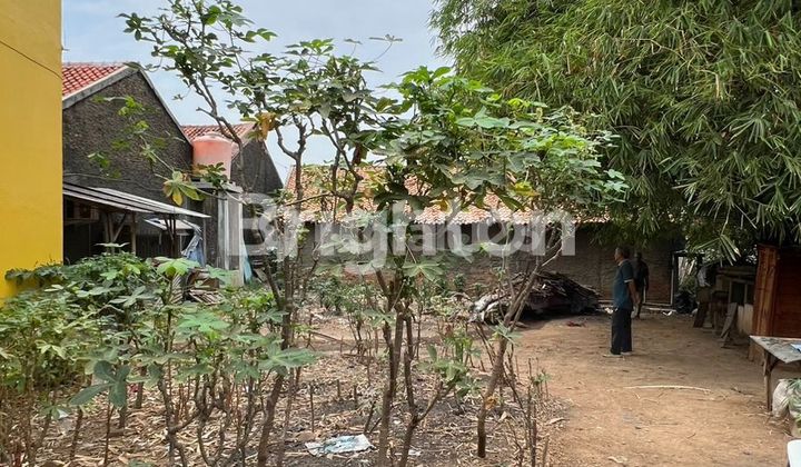 DIJUAL TANAH KOSONG dengan beberapa rumah kos yang masih produktif di Cikarang 1