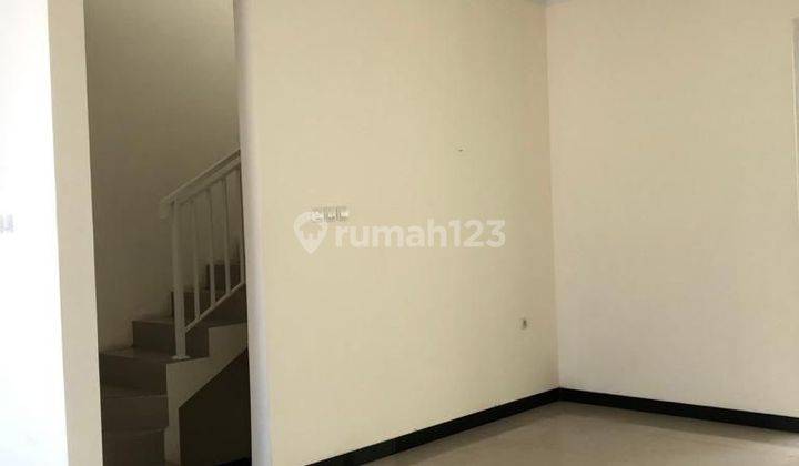 Dijual Rumah Minimalis Siap Huni Di Taman Kopo Di Cluster Springville Bagus 2