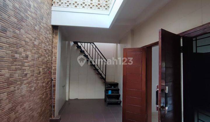 Rumah Bagus Minimalis Modern Siap Huni di Kopo Regency Bandung 2