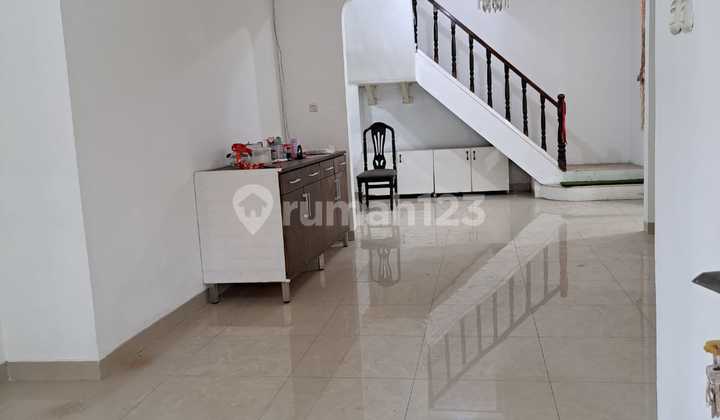 Melati Mas Villa Rental House Block Sr Serpong Utara South Tangerang