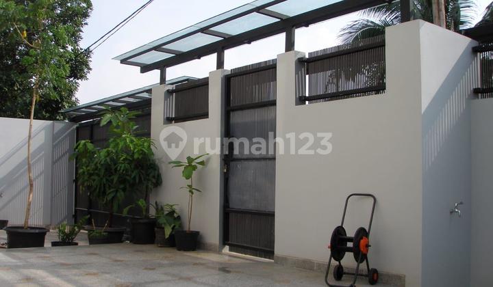 Rumah Kompleks Sekneg Cidodol Kebayoran Lama Jakarta Selatan/Yukz