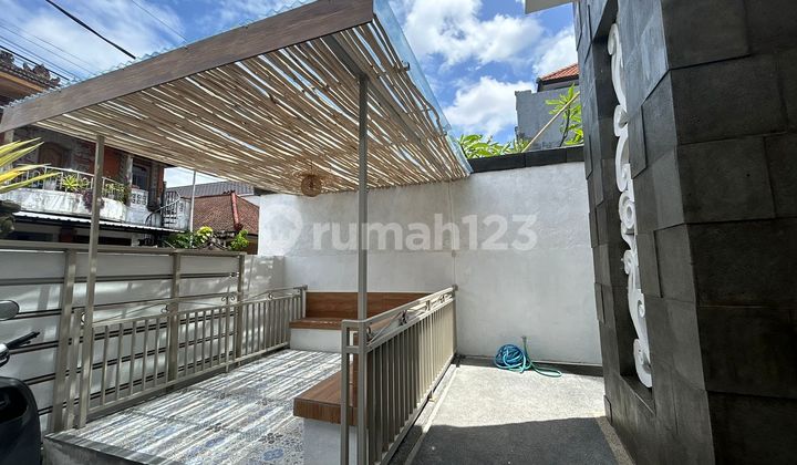 Rumah 2 Lantai Lingkungan Nyaman Di Area Renon Dekat Area Sanur Rumah 2 Lantai Lingkungan Nyaman Di Area Renon Dekat Area Sanur