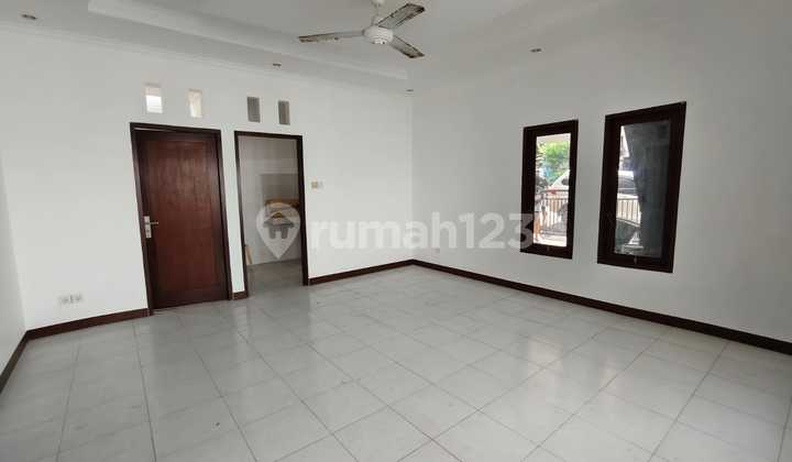 Termurah! Rumah 2 Lantai Lingkungan Nyaman di Ungasan