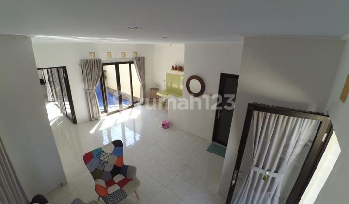 Single-Story House in a Residential Area Near Taman Rama School 1