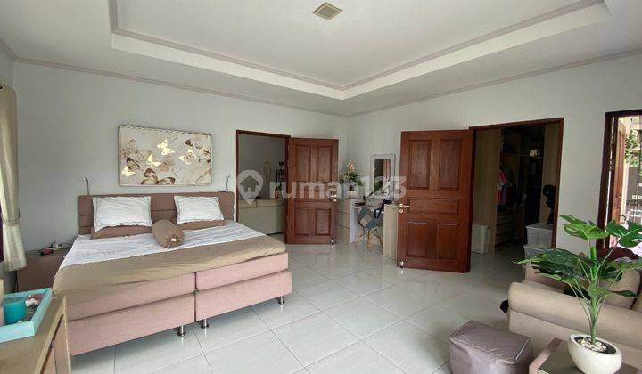 Villa Modern 2 Lantai Lokasi Strategis di Jimbaran Dekat Gwk 2