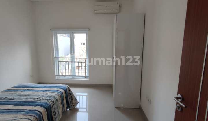 Rental Town House Jimbaran Near Bypass & Sidewalk Rental Town House Jimbaran Near Bypass & Sidewalk