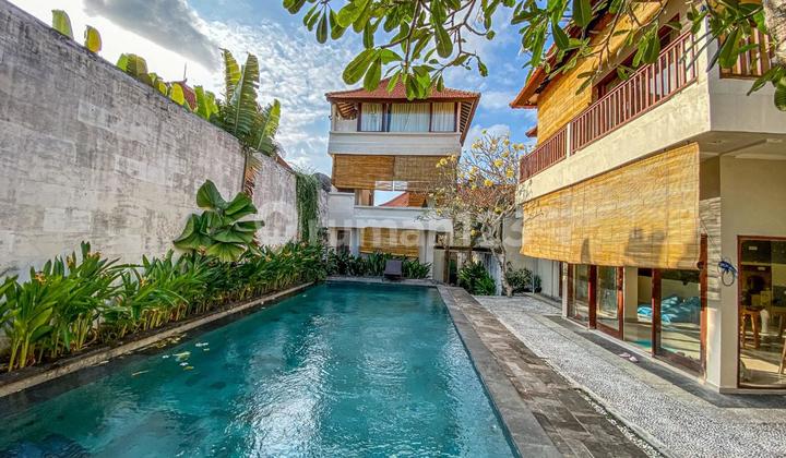 Villa 2 Lantai Lokasi Strategis di Nusa Dua Dekat Tol Bali Mandara Villa 2 Lantai Lokasi Strategis di Nusa Dua Dekat Tol Bali Mandara