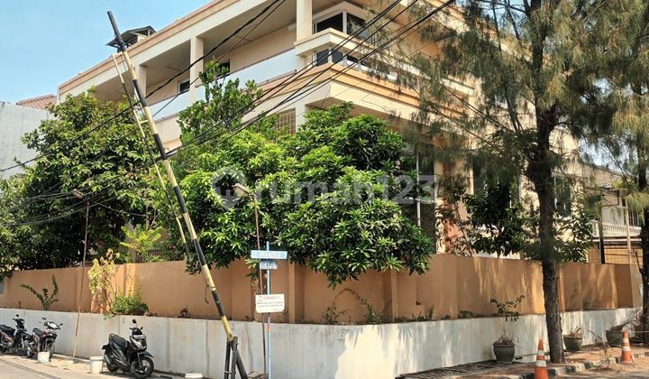 House For Sale in Sunter Agung House For Sale in Sunter Agung