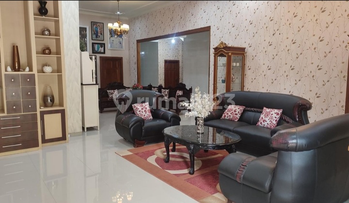 Rumah Dengan Halaman Luas Di Wuluhan, Jember 1