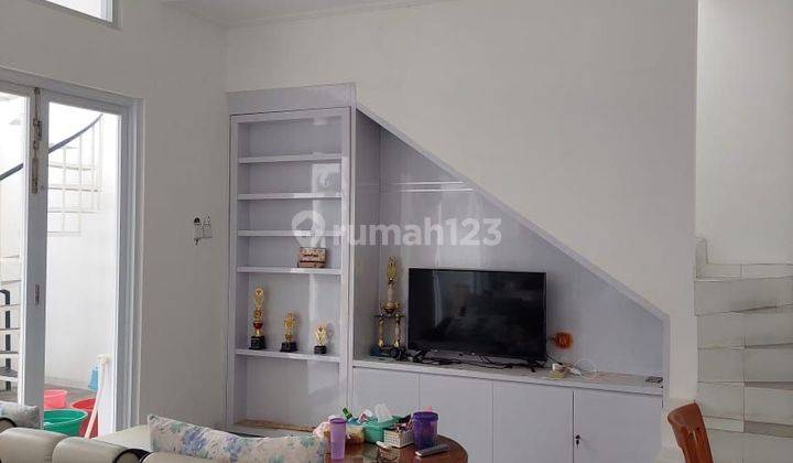 Rumah Cantik Minimalis Siap Huni Di Perumahan Elit Jember 2