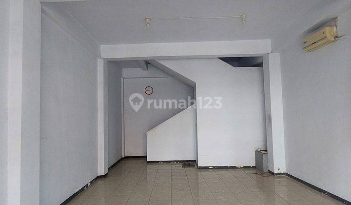Ruko 2 Lantai Strategis Pinggir Jalan Di Tengah Kota Jember 2