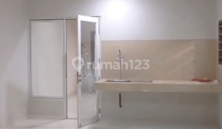 Termurah Rumah Bagus 2 Lantai di Premier Park Modernland, Tangerang Termurah Rumah Bagus 2 Lantai di Premier Park Modernland, Tangerang