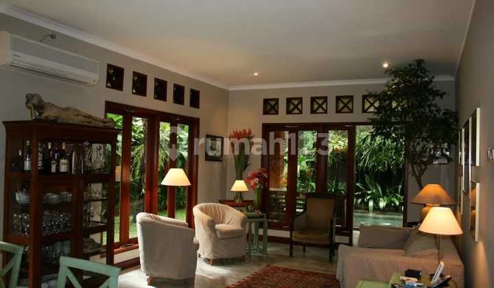 Dijual Rumah Asri Balinese Vibe Cirendeu Ciputat, Tangerang Selatan 2