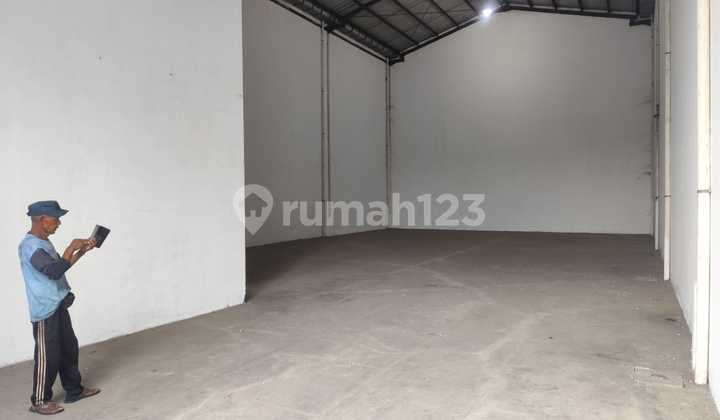 Gudang Iskandar Muda Kedaung, Kota Tangerang (Dari Bandara Soekarno Hatta 3 KM)