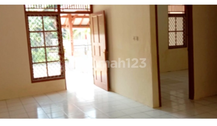 House in Villa Bintaro Indah Ciputat, South Tangerang 2