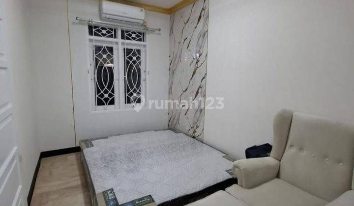 Rumah Rapi Semi Furnished di Poris Paradise 1, Tangerang 2