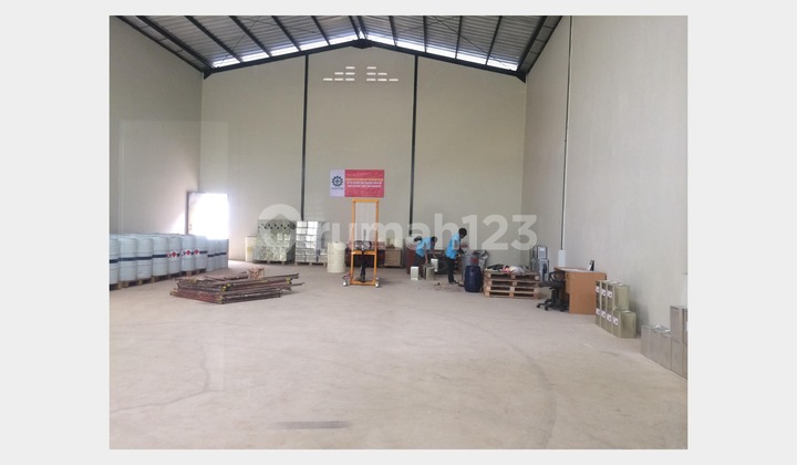 For Sale / For Rent Bizhub Serpong Warehouse For Sale / For Rent Bizhub Serpong Warehouse
