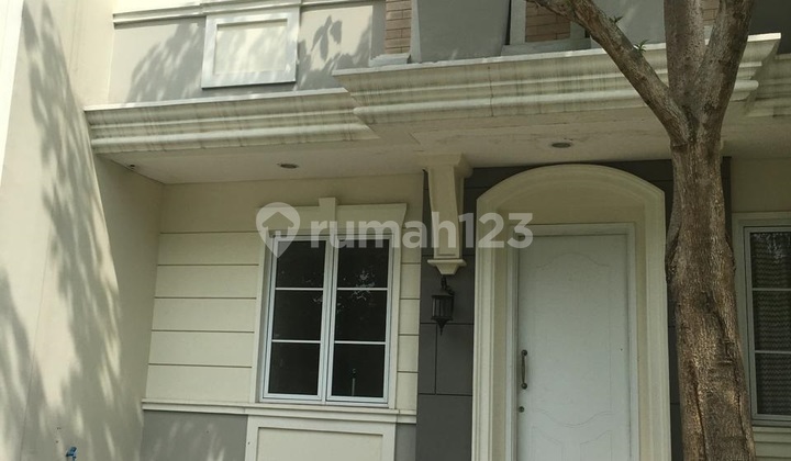 Nice House at Vanya Park Azura House BSD, South Tangerang 2