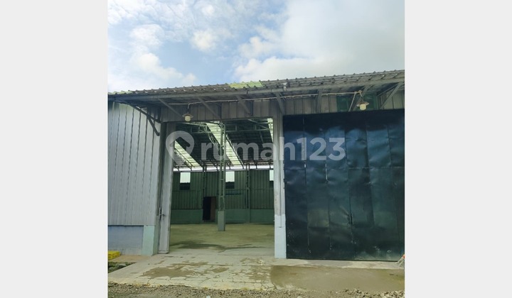 For Rent Warehouse on Diklat Pemda Main Road in Curug, Tangerang Regency For Rent Warehouse on Diklat Pemda Main Road in Curug, Tangerang Regency
