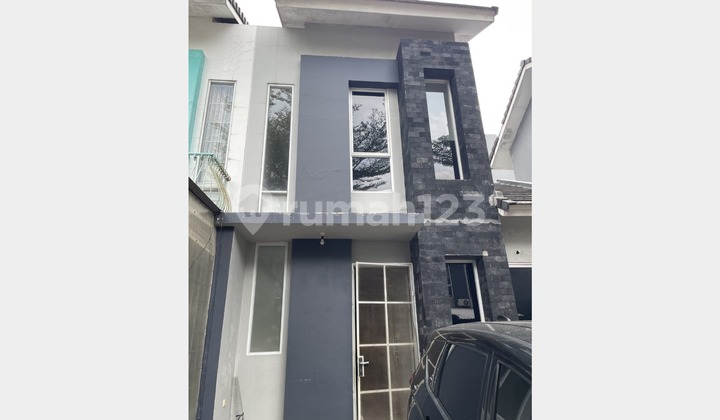 Rumah Minimalis 2 Lantai di Graha Raya Tangerang Selatan Rumah Minimalis 2 Lantai di Graha Raya Tangerang Selatan