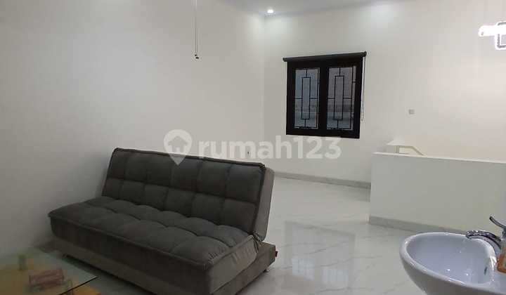 New House Good Price Strategic Location in Karawaci, Tangerang City 2