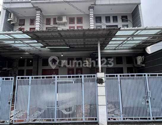 Rumah dan Kost Pejompongan Bendungan Hilir Tanah Abang