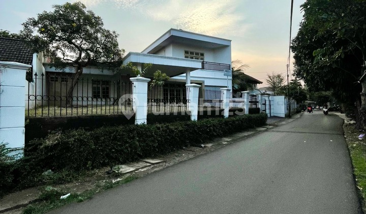 Rumah Lama, Single House di Pesanggrahan, Jakarta Selatan.